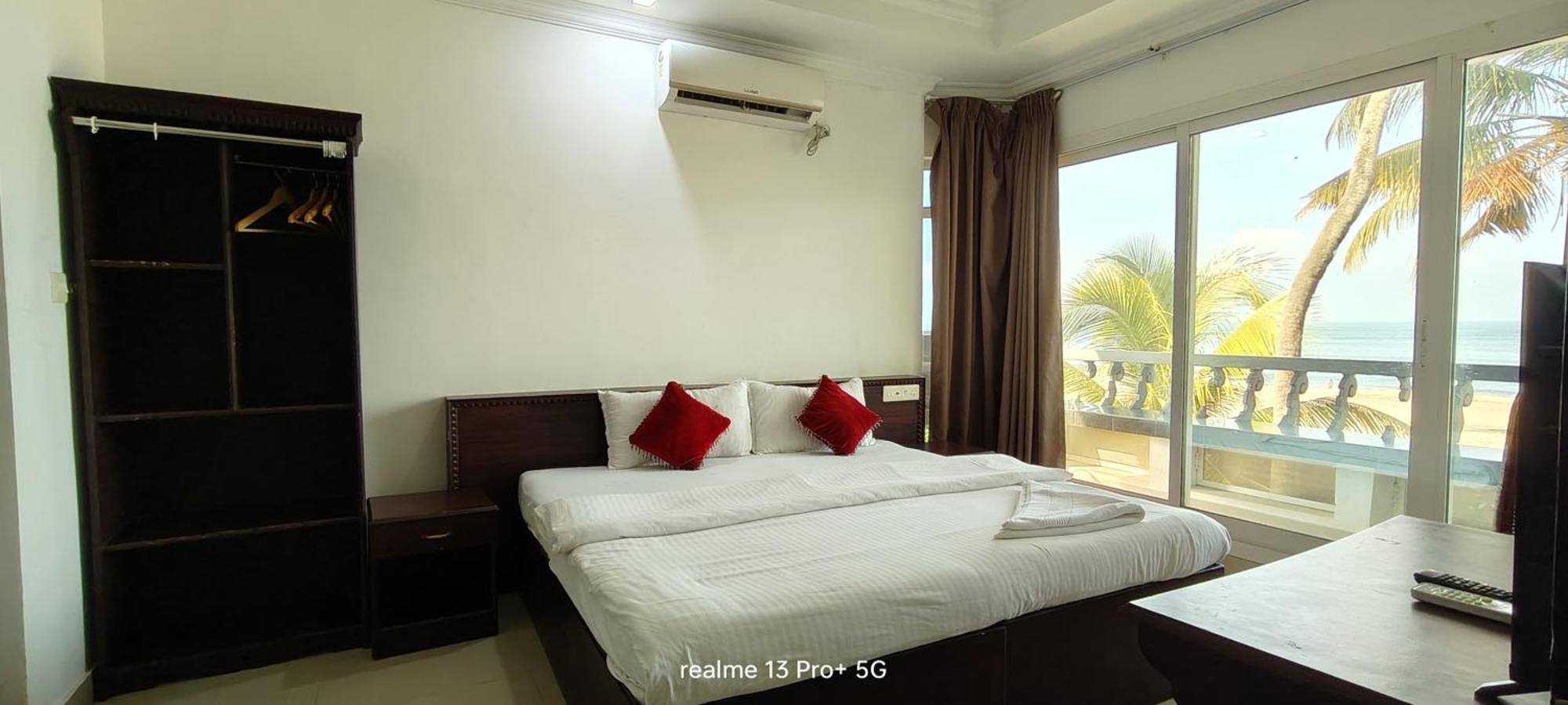 Palm Beach Resort, Alleppey Alappuzha Bagian luar foto