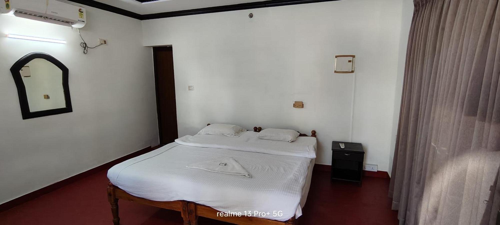 Palm Beach Resort, Alleppey Alappuzha Bagian luar foto